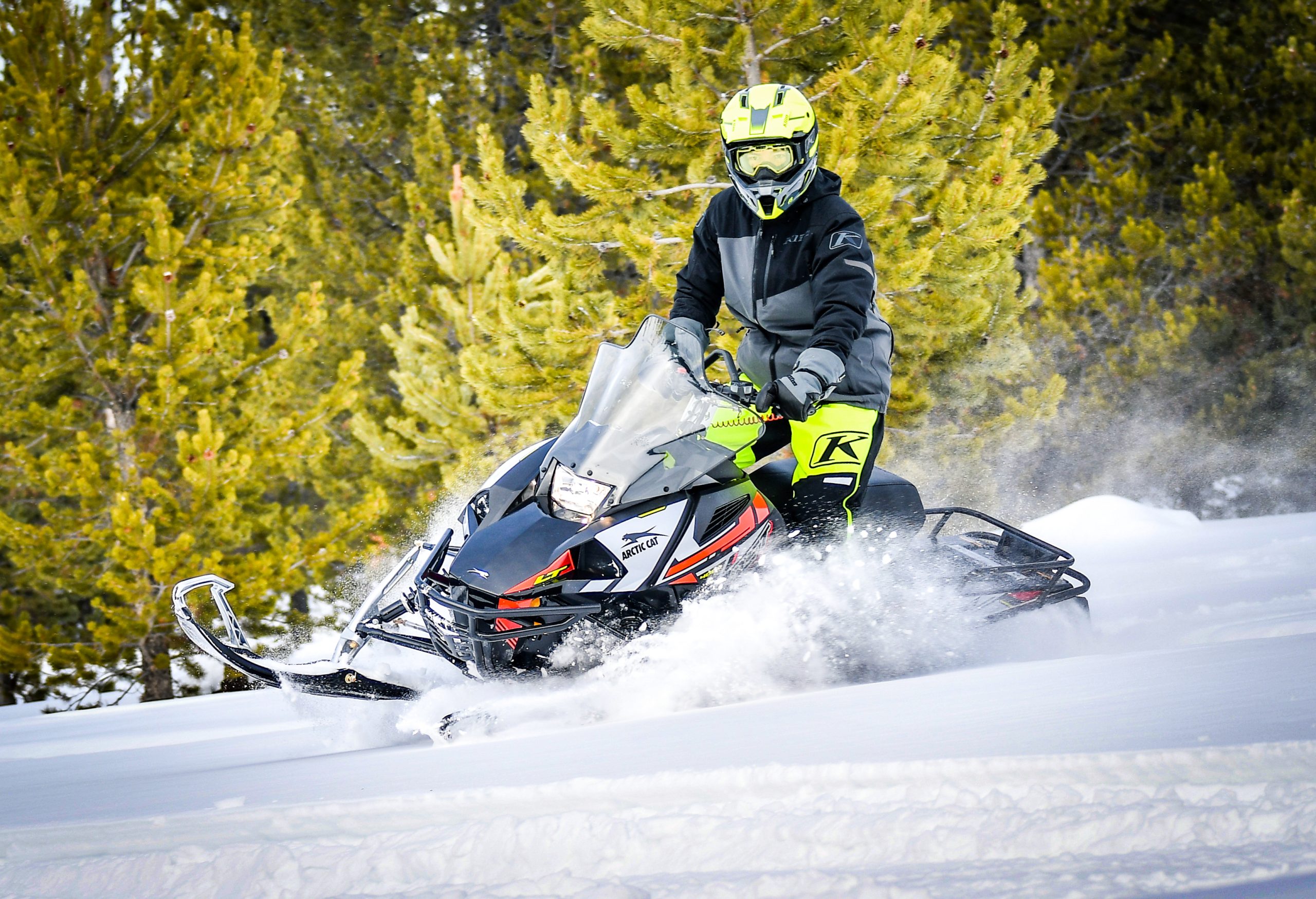 のんたん様✴︎winterイベントMOPカービング(1)❅雪の結晶＆モッカイト他 The 2023 Arctic Cat Blast Lineup | Sled Magazine