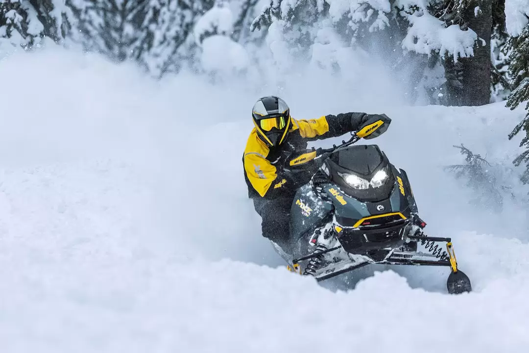 Sledmagazine.com: different types of snowmobiles