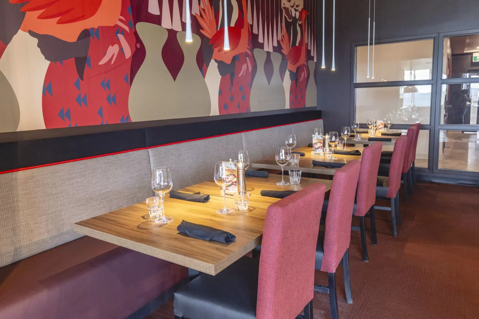 PACINI restaurant dining room